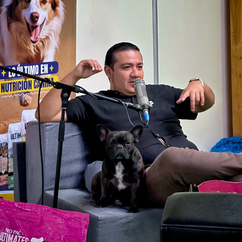 santiago arrobo cuenca podcast web